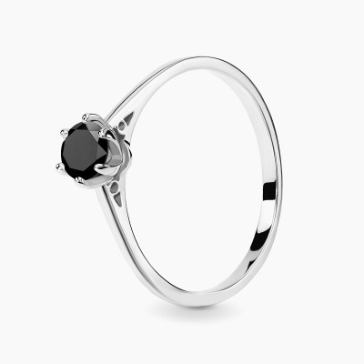 Pierścionek Siena z białego złota 585 z czarnym diamentem...