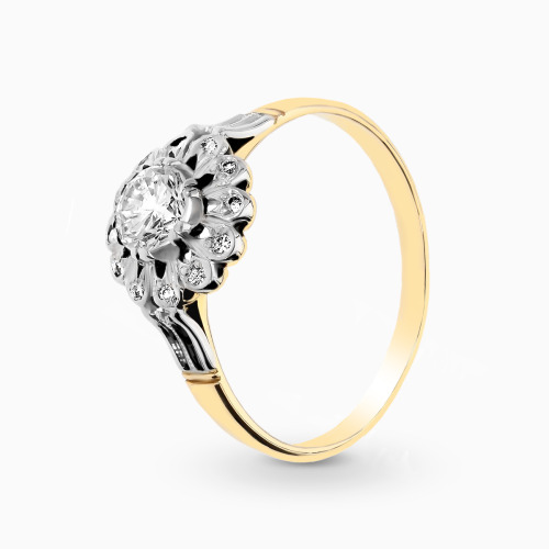 Pierścionek z dwukolorowego złota 585 w formie kwiatu z brylantami 0,51 ct