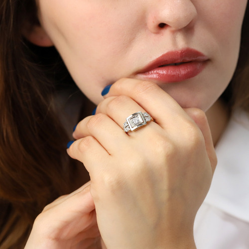 Pierścionek z dwukolorowego złota 585 z brylantami 0,43 ct