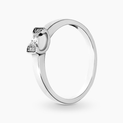 Pierścionek z białego złota 585 kokardka z brylantami...