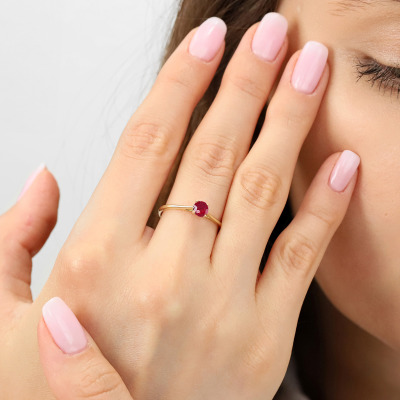 Pierścionek Sorrento z żółtego złota 585 z rubinem 0,35 ct 2