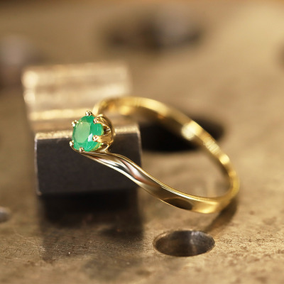 Pierścionek z żółtego złota 585 z okrągłym szmaragdem... 2