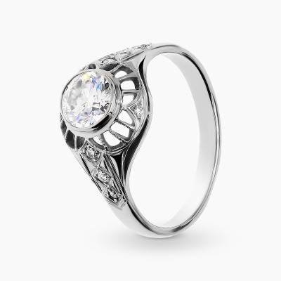 Pierścionek ażurowy z białego złota 585 z brylantami 0,88 ct