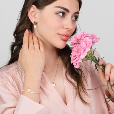 Naszyjnik Flower Garden srebrny pozłacany z kwiatem i perłą 2