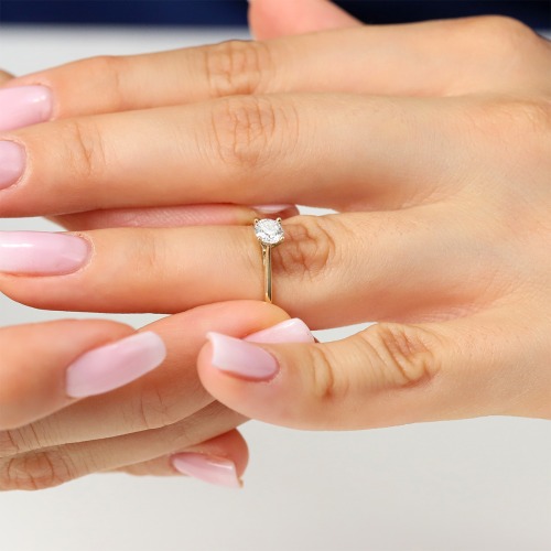 Pierścionek zaręczynowy Sorrento żółte złoto 585 z brylantem 0,30 ct  1,5 g