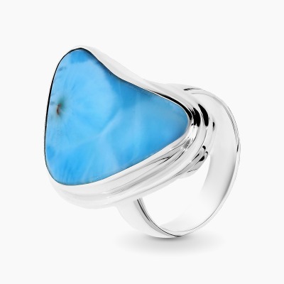Pierścionek srebrny z okazałym larimarem