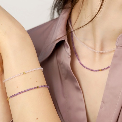 Bransoletka Sphere srebrna z pozłacaną kulką i kwarcem różowym