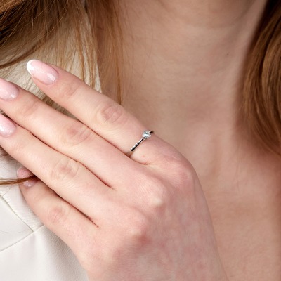 Pierścionek zaręczynowy Vicenza białe złoto 585 z topazem... 2