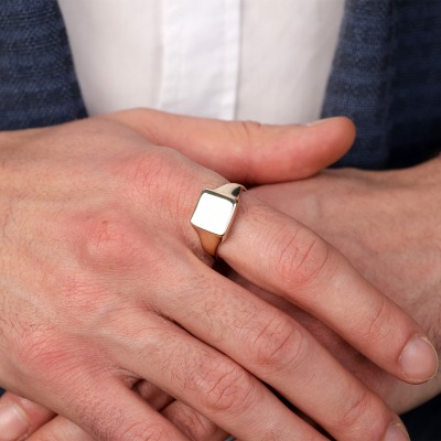 Sygnet z żółtego złota 585 klasyczny, kwadratowy 5,03 g 2