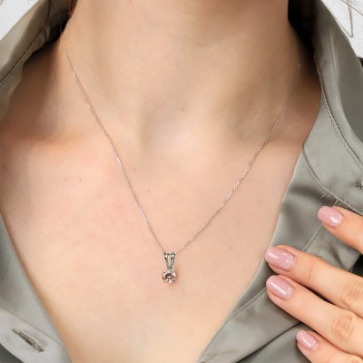 Zawieszka Sorrento z białego złota 585 z morganitem 0,45 ct 2