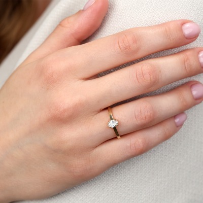 Pierścionek zaręczynowy Livorno żółte złoto 585 z białym... 2