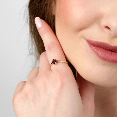 Pierścionek zaręczynowy Livorno żółte złoto 585 z granatem 2