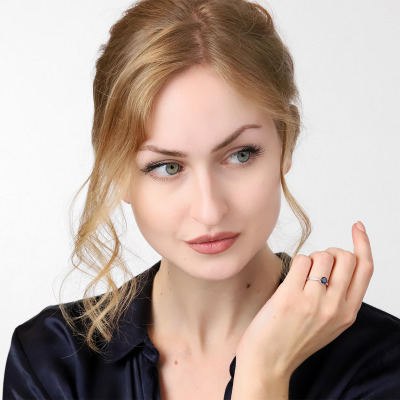 Pierścionek zaręczynowy białe złoto 585 Modena z szafirem... 2