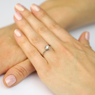 Pierścionek z białego złota 585 z brylantami 0,43 ct 2