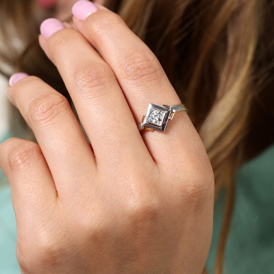 Pierścionek z żółtego i białego złota 585 z brylantem... 2