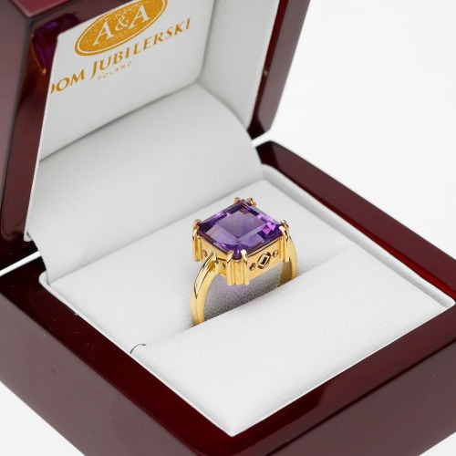 Pierścionek z żółtego złota 585 z okazałym ametystem 4,96 ct