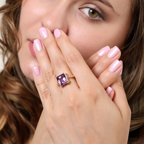 Pierścionek z żółtego złota 585 z okazałym ametystem 4,96 ct