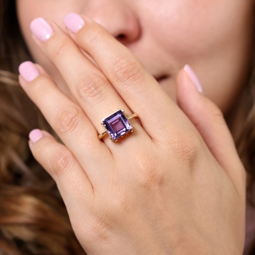 Pierścionek z żółtego złota 585 z okazałym ametystem 4,96 ct