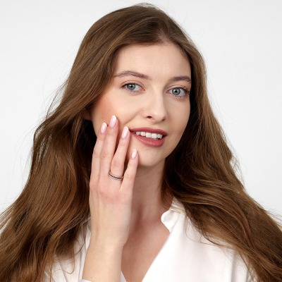 Pierścionek w formie obrączki z różowego złota 585 z... 2