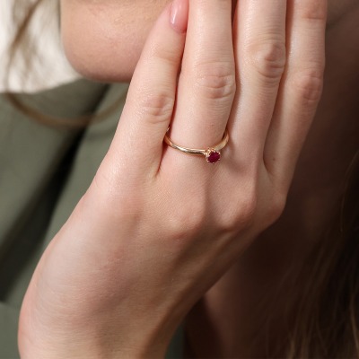 Pierścionek różowe złoto 585 Torino z rubinem 0,57 ct i... 2