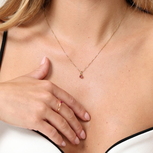 Zawieszka z żółtego złota 585 z turmalinem 0,22 ct, 0,53 g