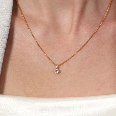 Zawieszka z różowego złota 585 z morganitem 0,26 ct, 0,49 g 2