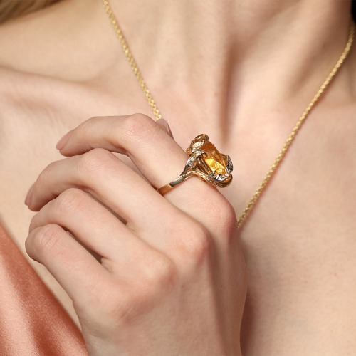 Pierścionek złoty 585 z dużym cytrynem 12,9 ct i brylantami 0,09 ct