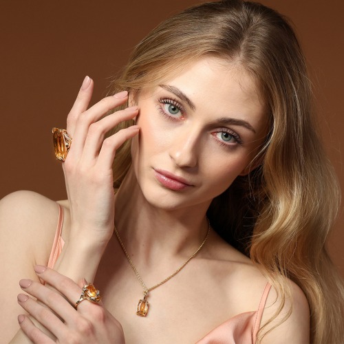 Pierścionek złoty 585 z dużym cytrynem 12,9 ct i brylantami 0,09 ct