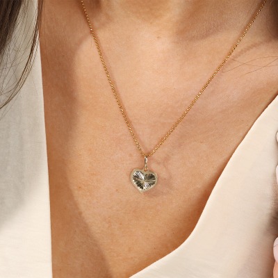 Zawieszka z żółtego złota 585 diamentowane serce 0,98 g 2