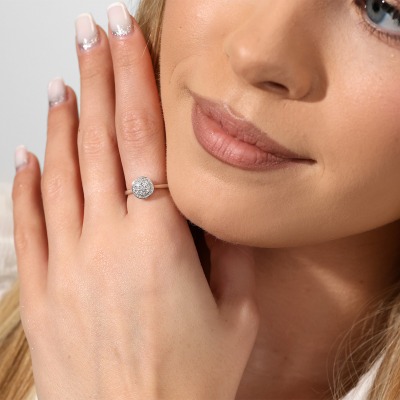 Pierścionek z białego złota 585 z diamentami 0,32 ct Si/H 2