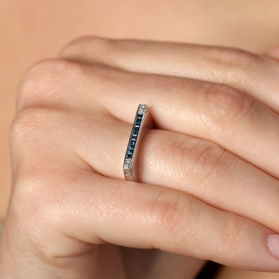 Pierścionek z białego złota 585 z szafirami 0,31 ct... 2