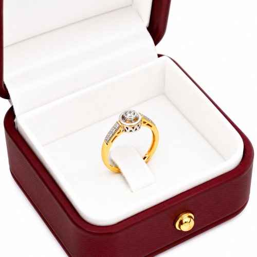Pierścionek z żółtego i białego złota 585 z brylantami 0,12 ct Si/H