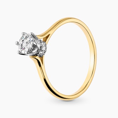 Pierścionek z dwukolorowego złota z brylantami 0,44 ct
