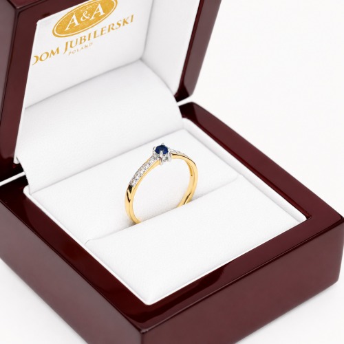 Pierścionek z żółtego i białego złota 585 z szafirem 0,17 ct i brylantami 0,14 ct
