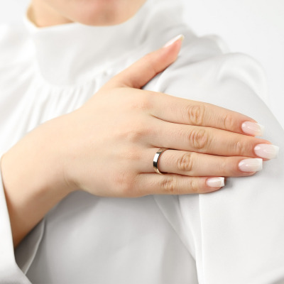 Obrączki Veneto z białego nierodowanego złota 585 płaskie... 2