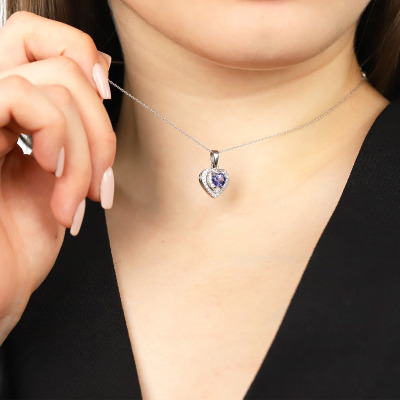 Zawieszka serce z białego złota 585 z tanzanitem 0,77 ct... 2