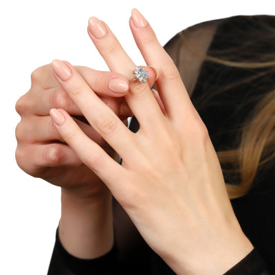 Pierścionek zaręczynowy Venezia z białego złota 585 z... 2