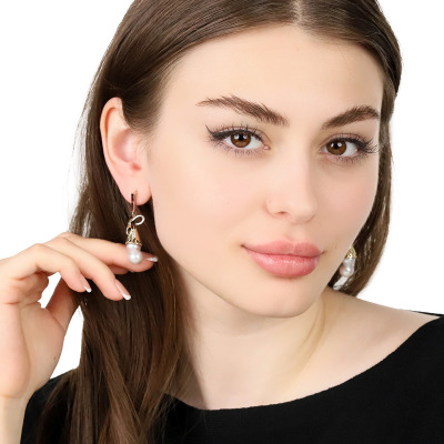 Kolczyki z dwukolorowego złota 585 z brylantami i perłami 2