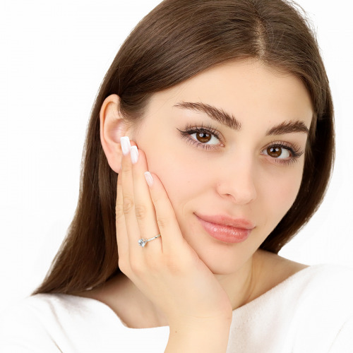 Pierścionek zaręczynowy Modena białe złoto 585 z topazem 1,0 ct i brylantami 0,09 ct