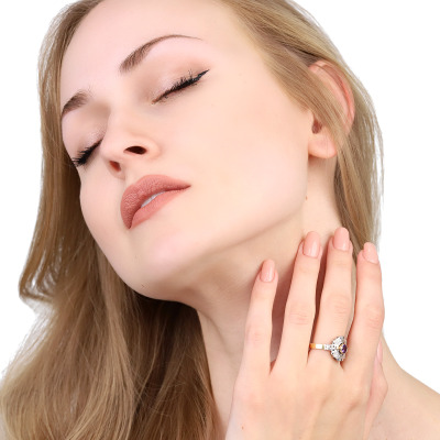 Pierścionek złoty z okrągłym ametystem 0,41 ct i... 2