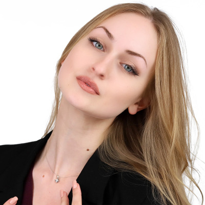 Zawieszka z dwukolorowego złota 585 z brylantem 0,13 ct IF/I 2