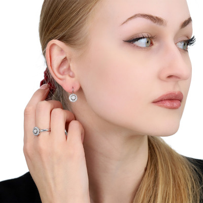 Kolczyki z białego złota 585 z brylantami 0,74 ct Vs/G 2