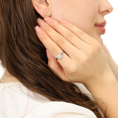 Pierścionek z białego złota 0,585 z brylantami 1,18 ct VS2/J 2