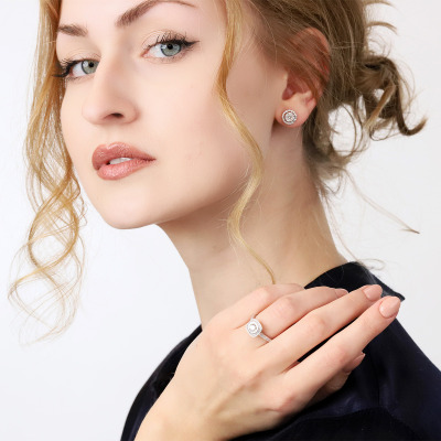 Pierścionek z białego złota 585 z brylantami 0,85 ct SI/H 2