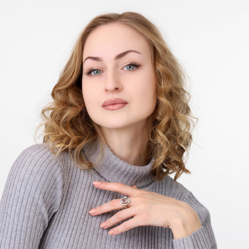 Pierścionek dwukolorowe złoto 585 z jasnym ametystem i brylantami 0,27 ct