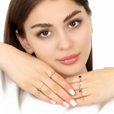 Pierścionek żółte złoto 585 Perugia z szafirami 0,81 ct 2