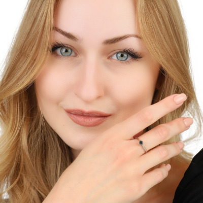 Pierścionek białe złoto 585 Roma z czarnym diamentem 0,28 ct 2