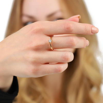 Pierścionek żółte złoto 585 Roma z brylantem 0,22 ct 2